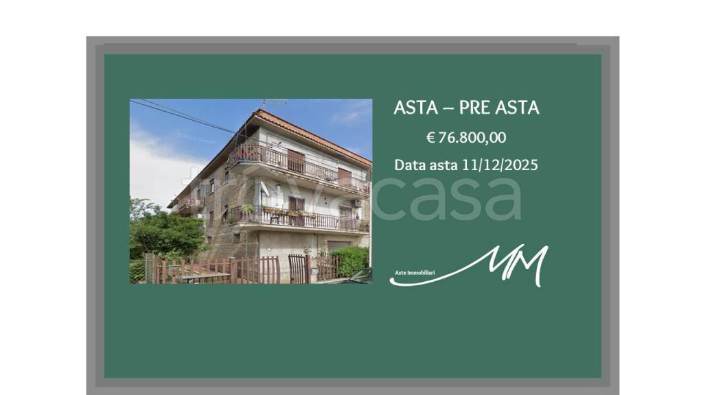 appartamento in vendita a Roma in zona Lago Regillo