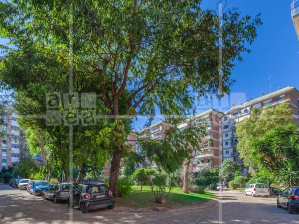 appartamento in vendita a Roma in zona Aurelio