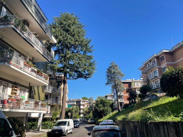 appartamento in vendita a Roma in zona Salario