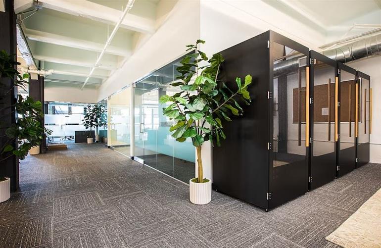 negozio in vendita a Roma in zona Collatino