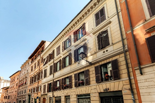 appartamento in vendita a Roma in zona Rione di Ponte