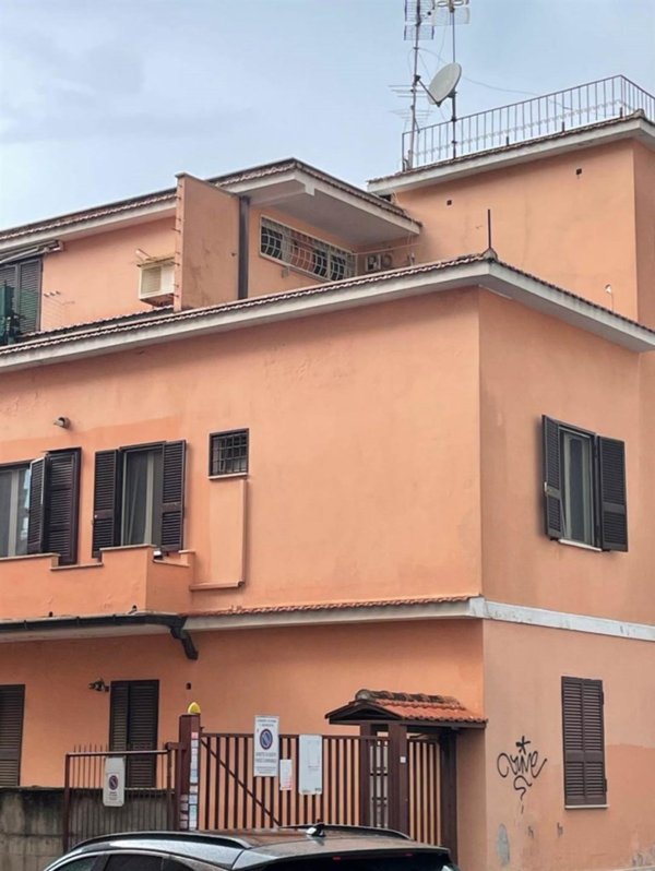 appartamento in vendita a Roma in zona Prenestino-Centocelle