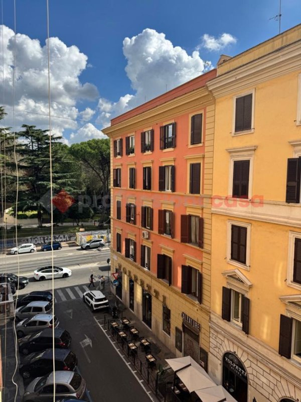 appartamento in vendita a Roma in zona Testaccio