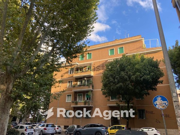 appartamento in vendita a Roma in zona Nomentano