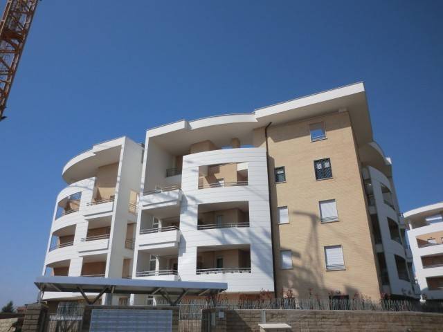 appartamento in vendita a Roma in zona Acilia