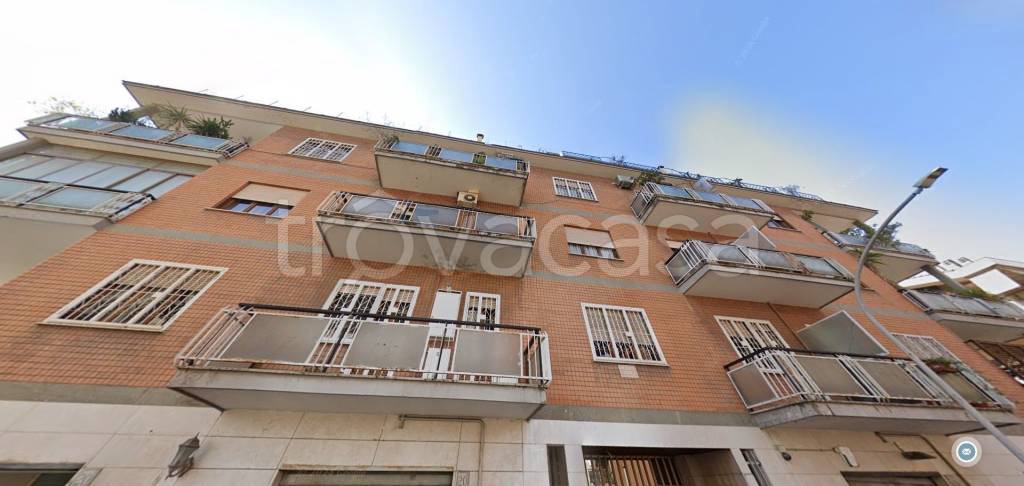 appartamento in vendita a Roma in zona Portuense