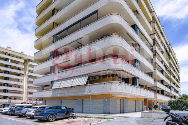 appartamento in vendita a Roma in zona Appio Claudio