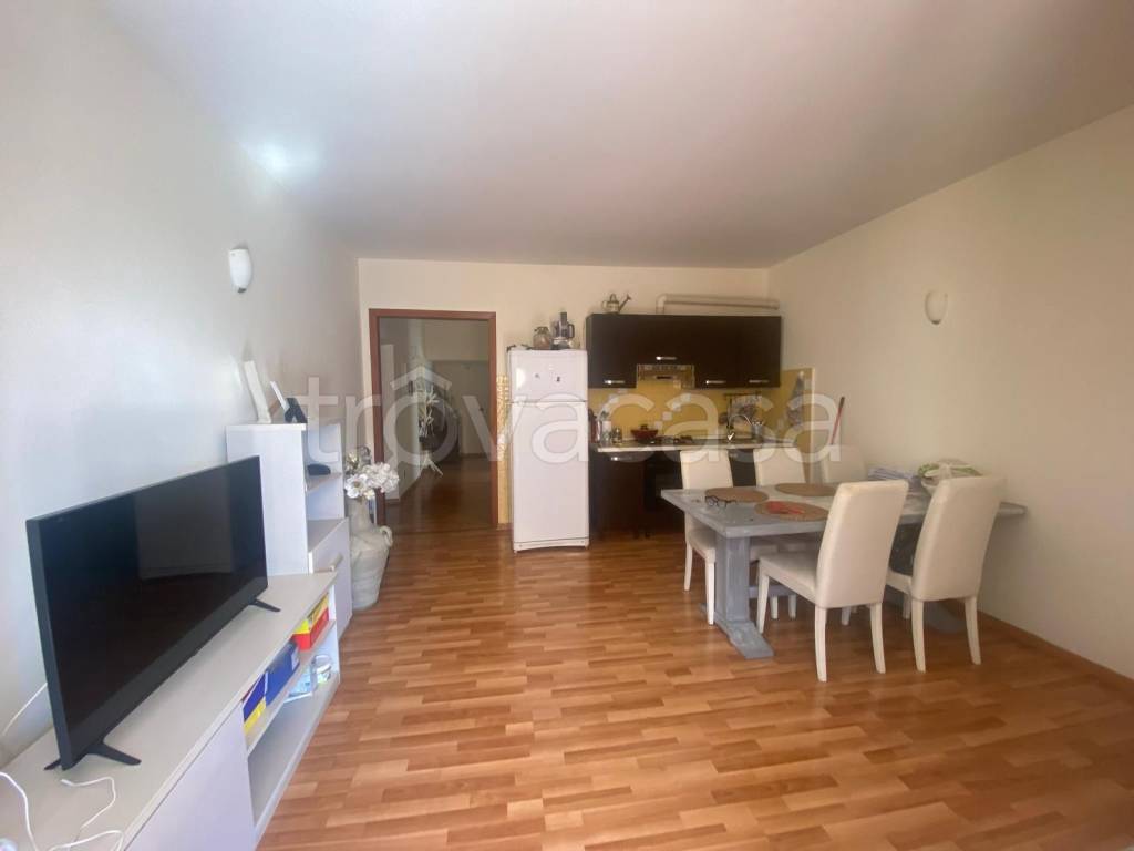 appartamento in vendita a Roma in zona Tomba di Nerone