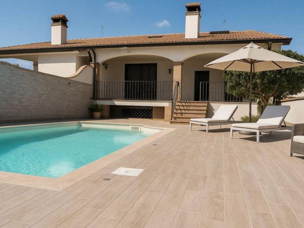 casa indipendente in vendita a Roma in zona Infernetto