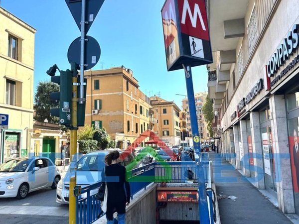 appartamento in vendita a Roma in zona Cinecittà