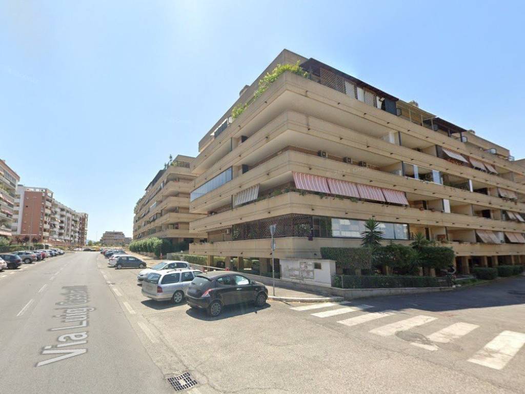 appartamento in vendita a Roma in zona Ponte di Nona