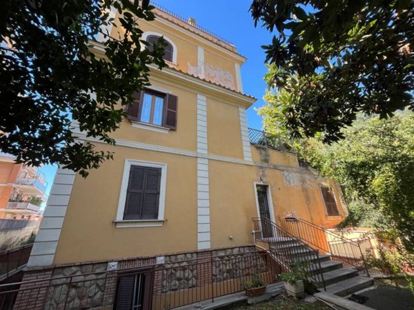 appartamento in vendita a Roma in zona Aurelio