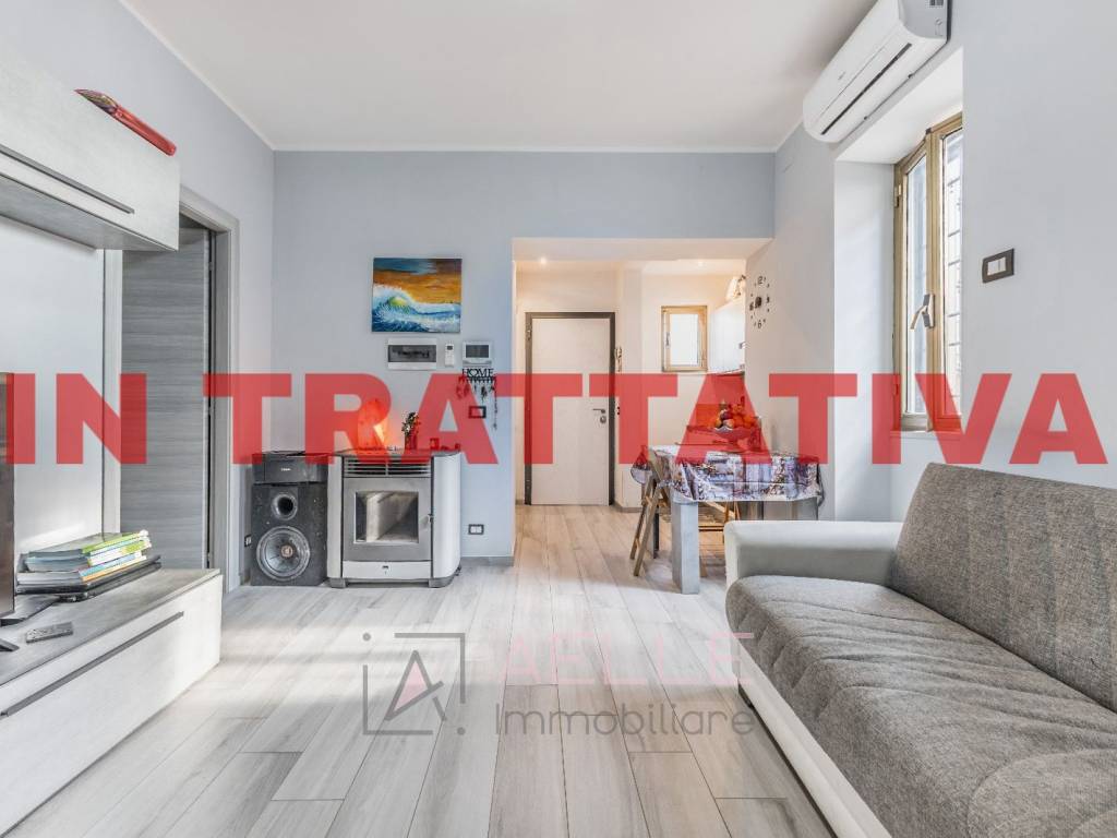appartamento in vendita a Roma in zona Acilia