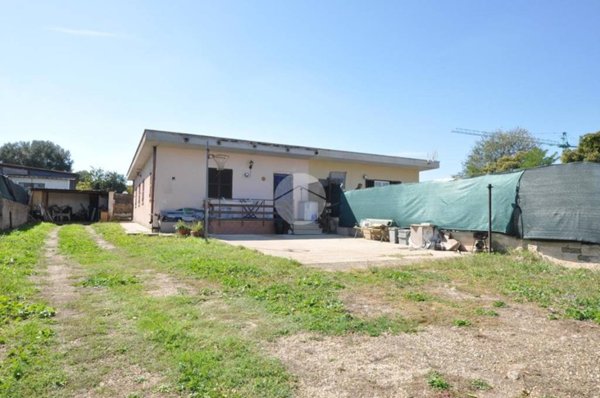 casa indipendente in vendita a Roma