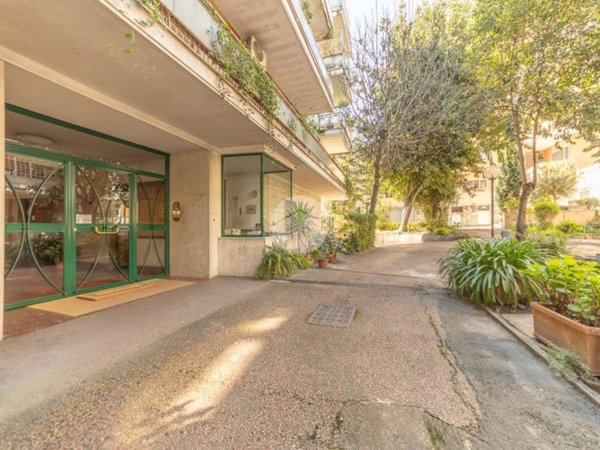appartamento in vendita a Roma in zona Parioli