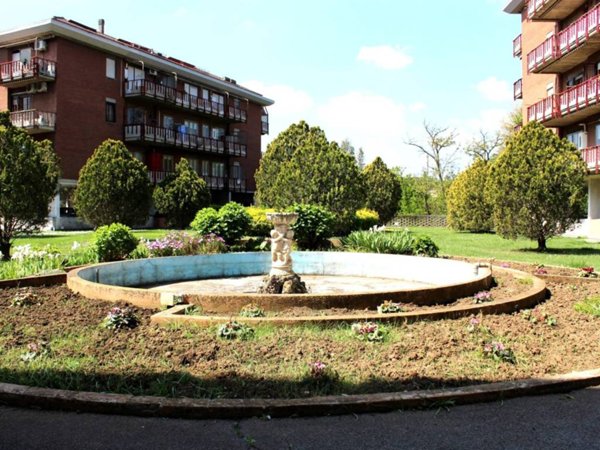 appartamento in vendita a Roma in zona Appio Claudio