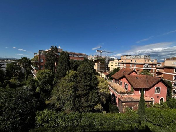 appartamento in vendita a Roma in zona Parioli