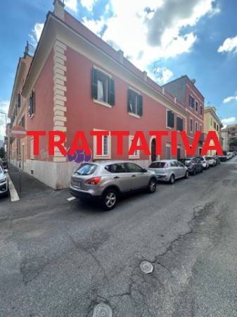 appartamento in vendita a Roma in zona Prenestino-Labicano