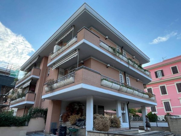 appartamento in vendita a Roma in zona Primavalle