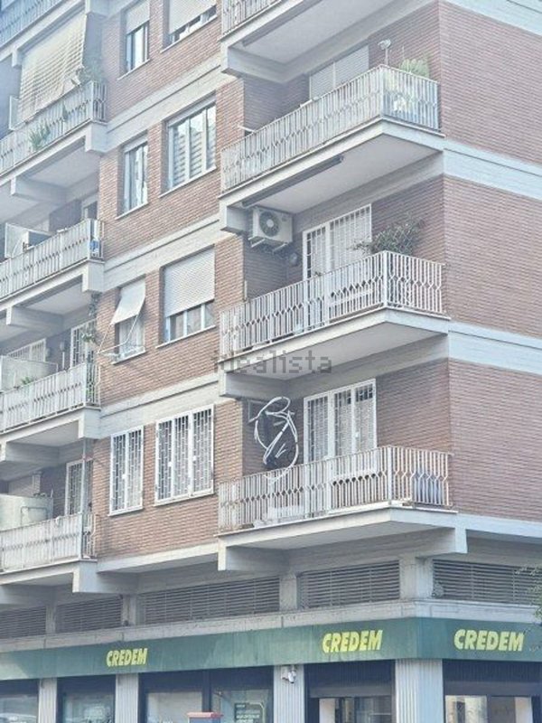 appartamento in vendita a Roma in zona Prenestino-Labicano