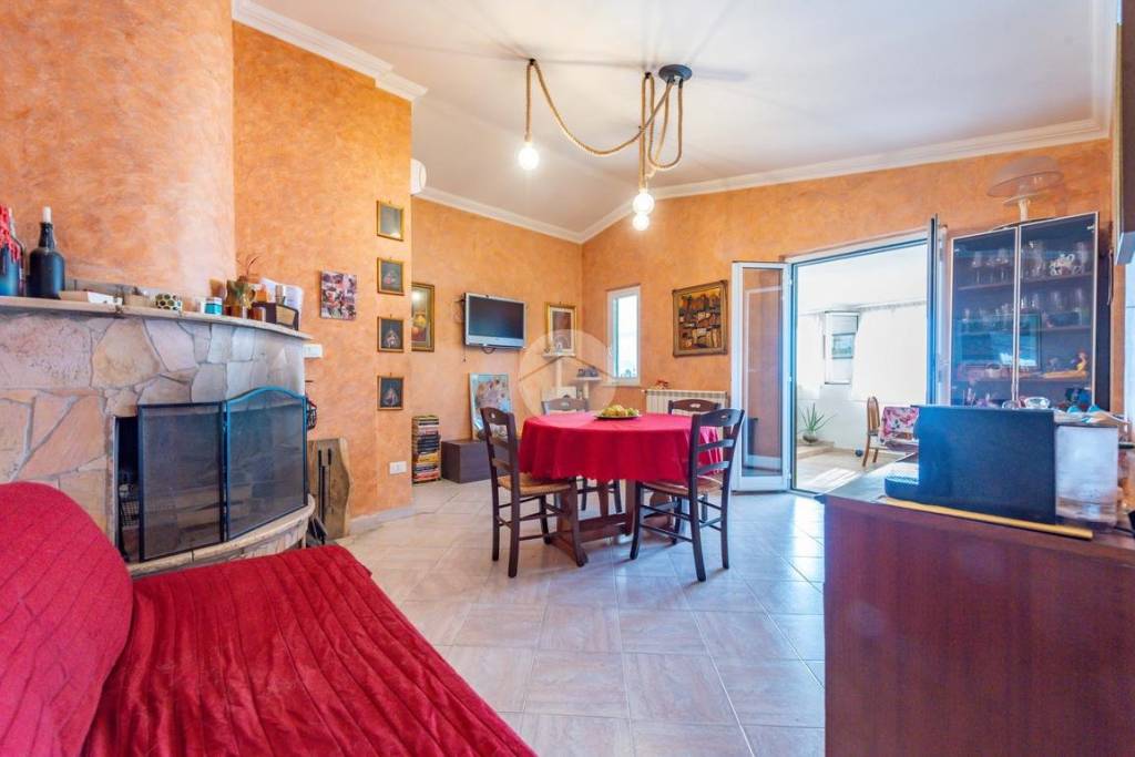 appartamento in vendita a Roma in zona Finocchio