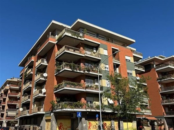 appartamento in vendita a Roma in zona Ostia