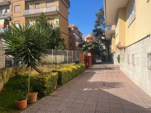 appartamento in vendita a Roma in zona Gianicolense