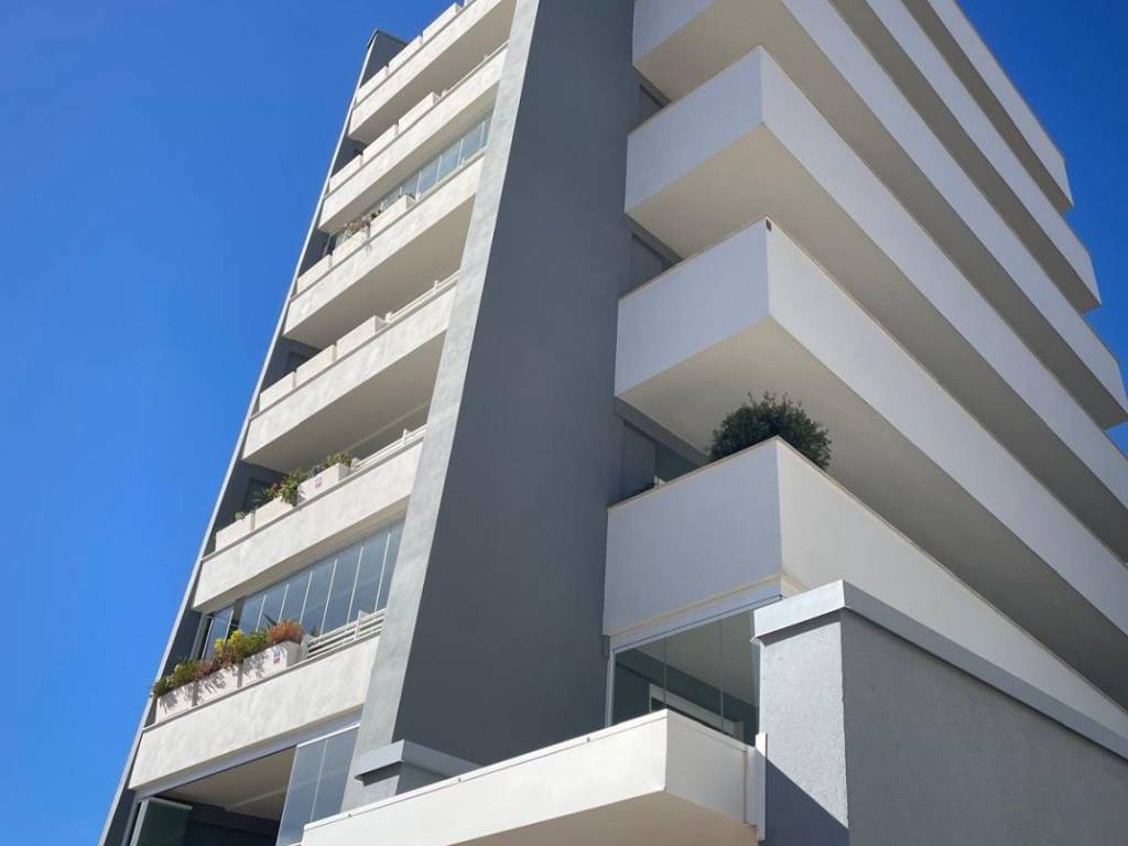 appartamento in vendita a Roma in zona Ardeatino