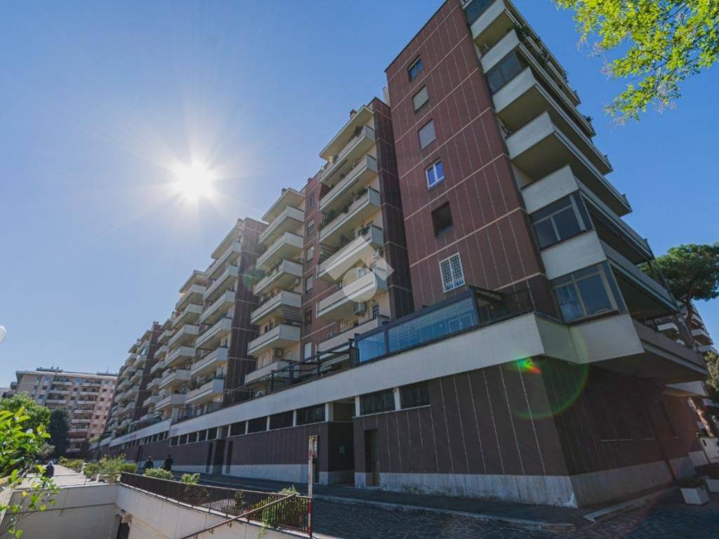 appartamento in vendita a Roma in zona EUR