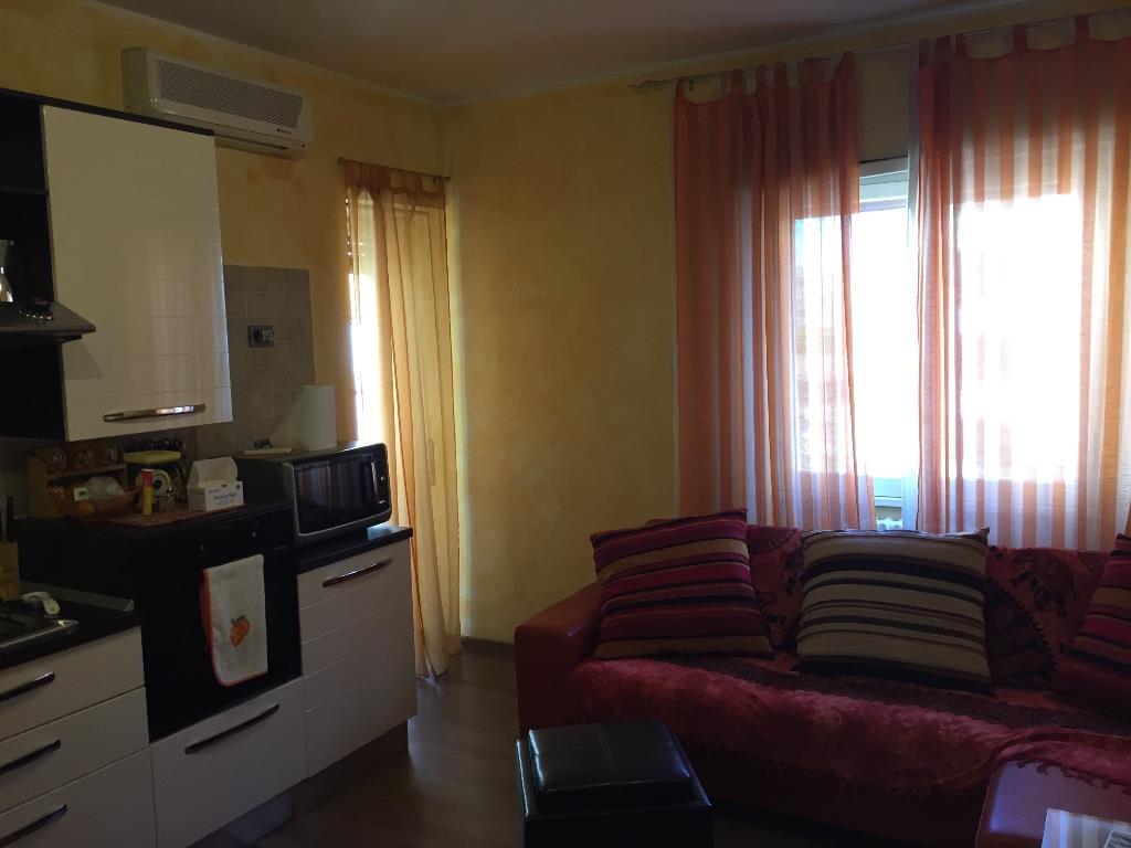 appartamento in vendita a Roma in zona Tuscolano