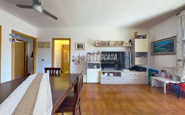 appartamento in vendita a Roma in zona Acilia