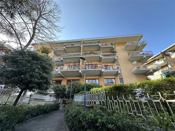 appartamento in vendita a Roma in zona Gianicolense