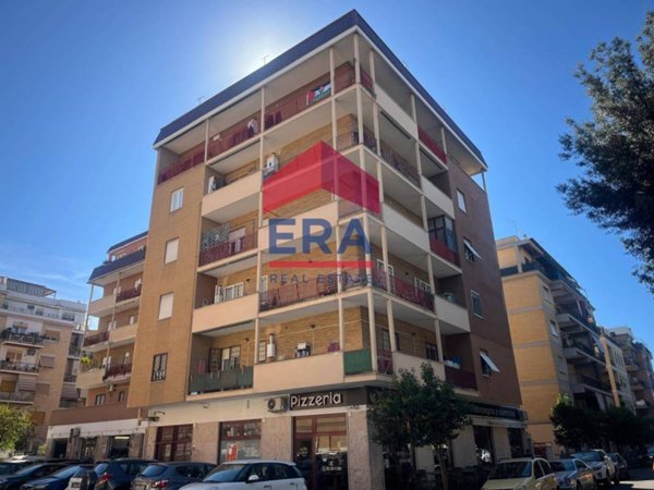 appartamento in vendita a Roma in zona Ostia