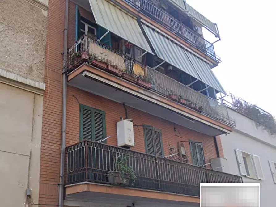 appartamento in vendita a Roma in zona Tuscolano