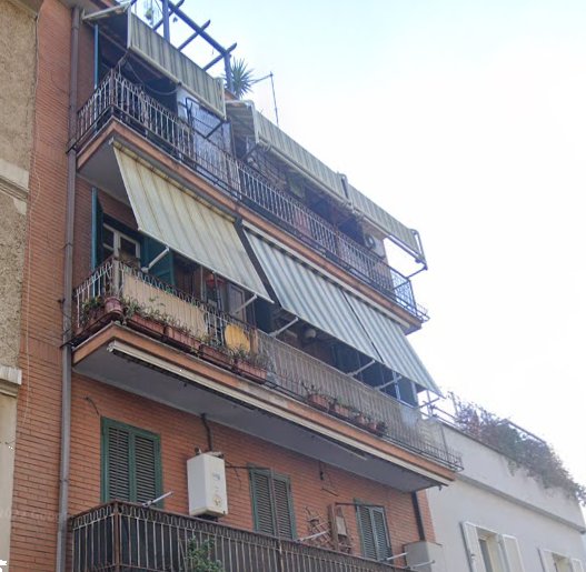 appartamento in vendita a Roma in zona Tuscolano