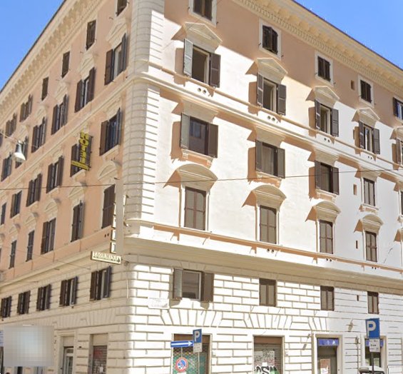 negozio in vendita a Roma in zona Esquilino