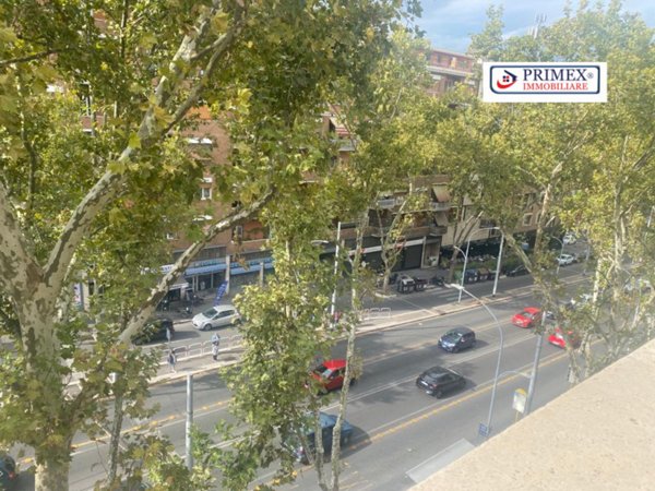 appartamento in vendita a Roma in zona Nomentano