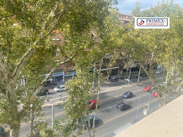 appartamento in vendita a Roma in zona Nomentano