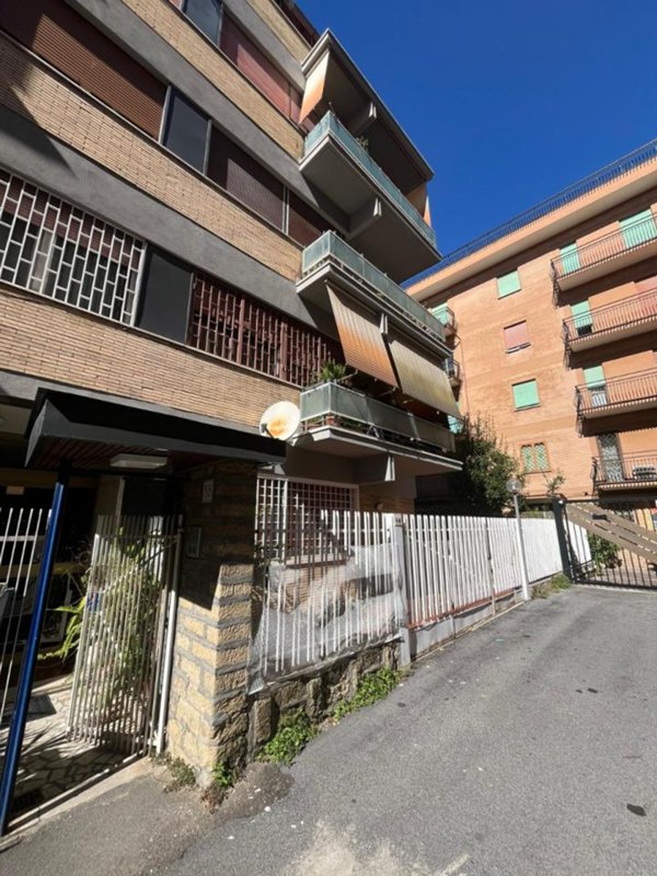appartamento in vendita a Roma in zona Primavalle
