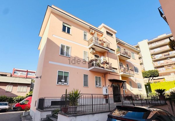 appartamento in vendita a Roma in zona Sette Bagni