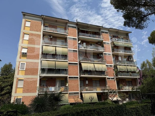 appartamento in vendita a Roma in zona Ardeatino