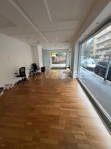 negozio in vendita a Roma in zona Aurelio