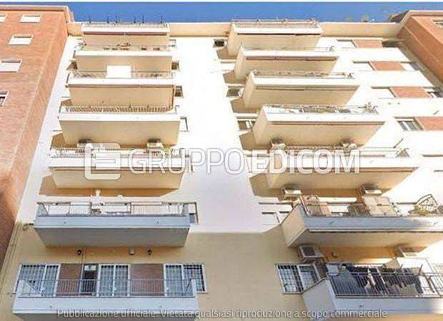 appartamento in vendita a Roma in zona Prenestino-Labicano