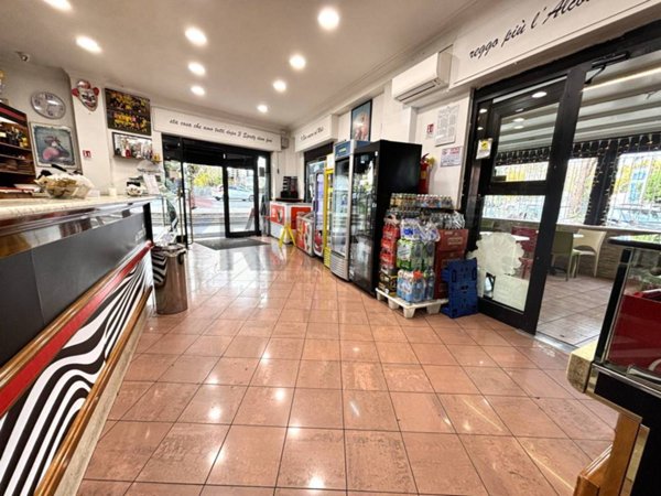 negozio in vendita a Roma
