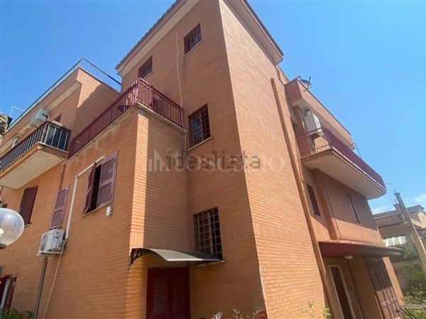 appartamento in vendita a Roma in zona Montespaccato