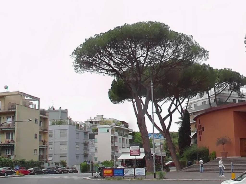 intera palazzina in vendita a Roma