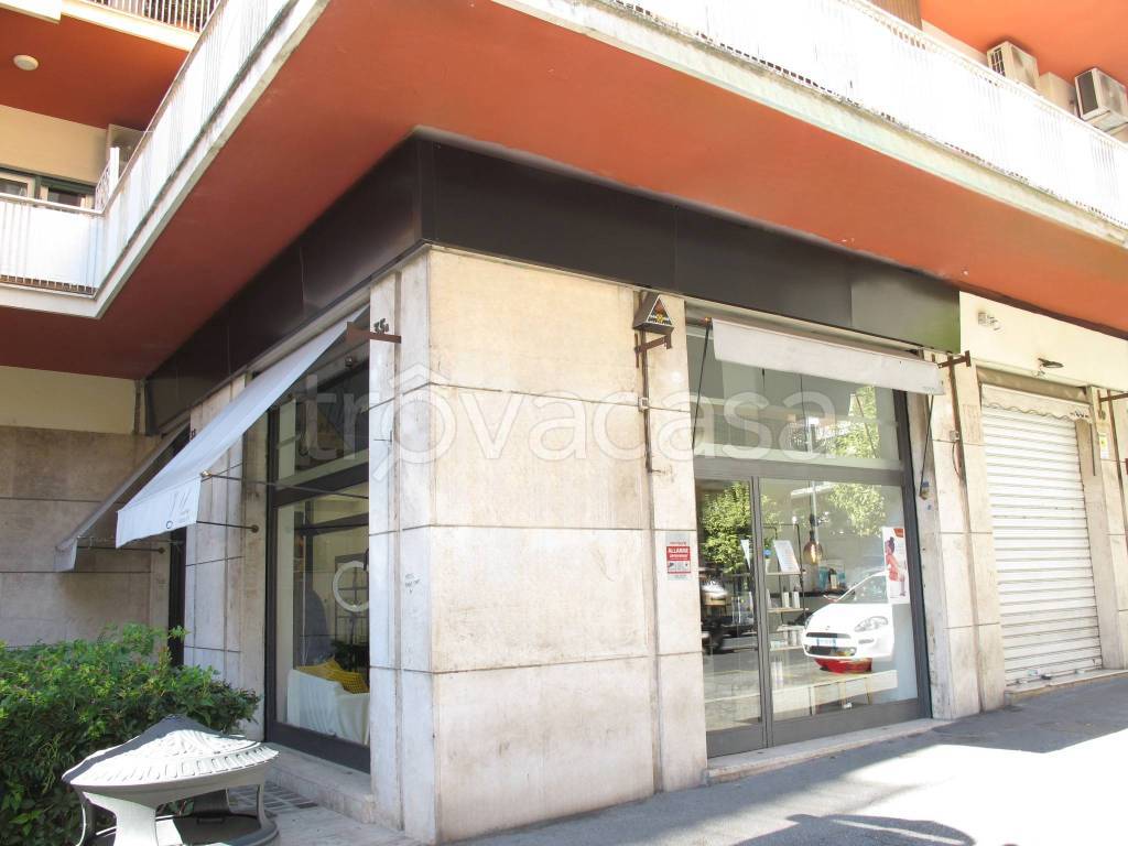 negozio in vendita a Roma