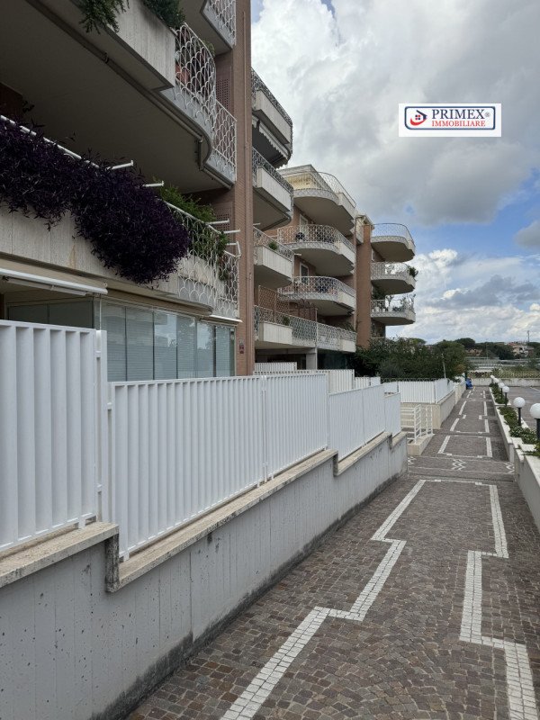 appartamento in vendita a Roma in zona Mezzocammino