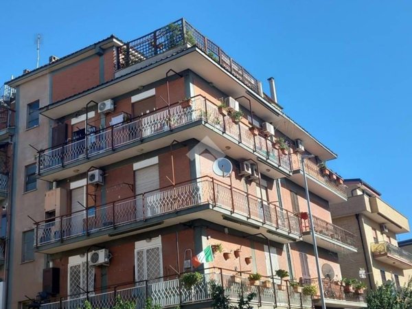appartamento in vendita a Roma in zona Tor Vergata/Torrenova
