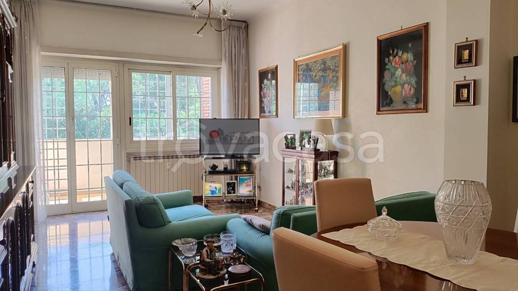 appartamento in vendita a Roma in zona Portuense